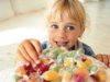 Позитивные шаги, сделанные чтобы уменьшить потребление сахара в Великобритании. Лучшие советы, как сохранить зубы здоровыми.